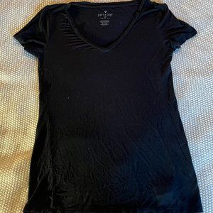 American Eagle V Neck Tee